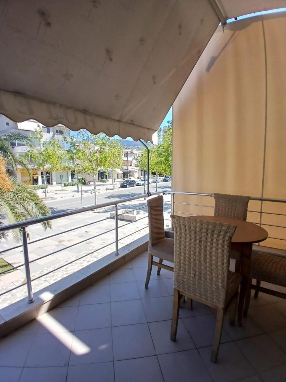 Hotel Rossi Vlorë Extérieur photo